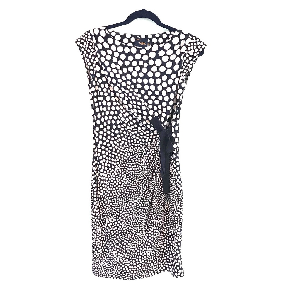 Black and white Short sleeve dress, size 2